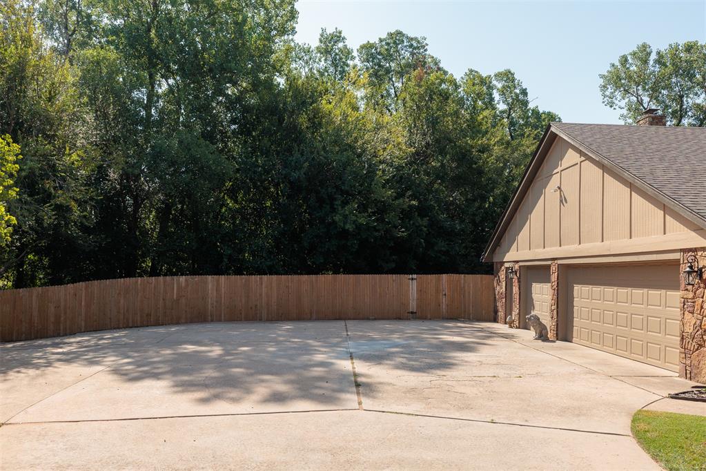 1530 Spring Creek Drive