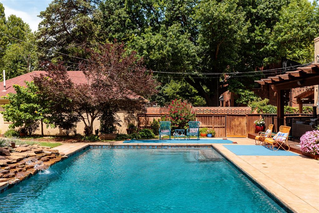 3232 NW 20th Street