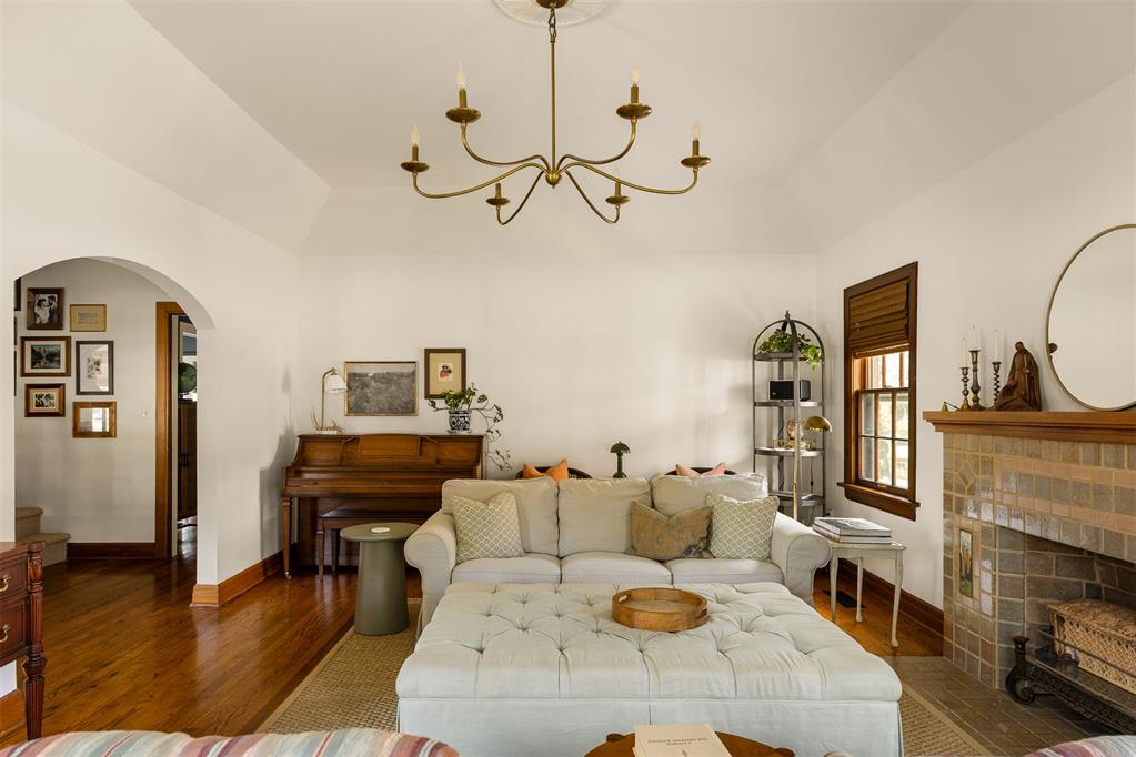 3220 NW 21st Street