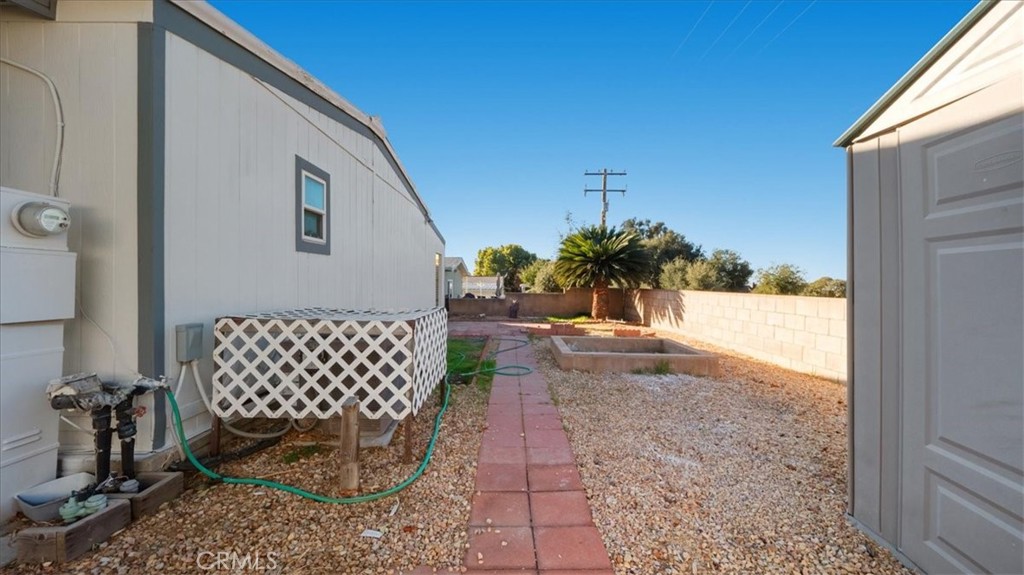 10175 Frontier Trail