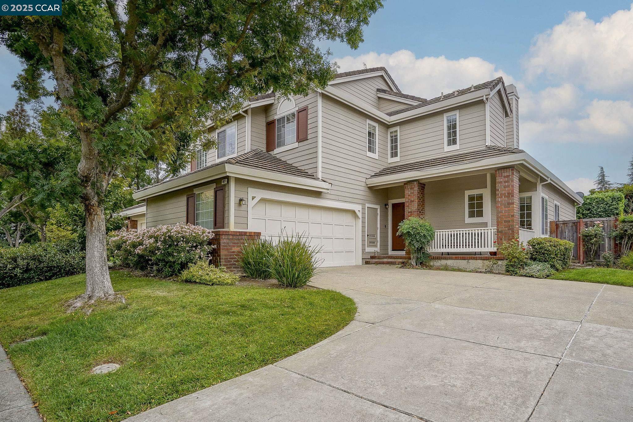 903 Arrowhead Ter