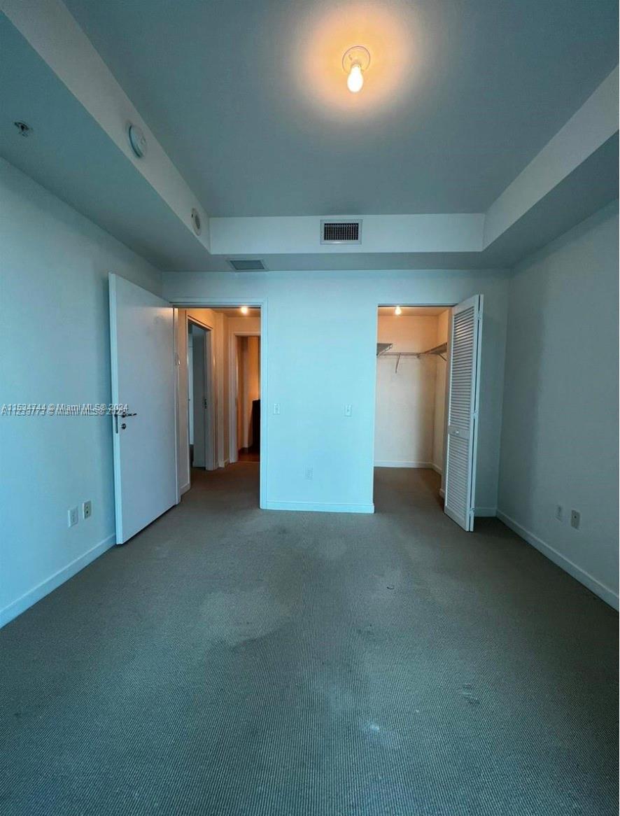 300 S Biscayne Blvd # 1606 Unit: T-1606