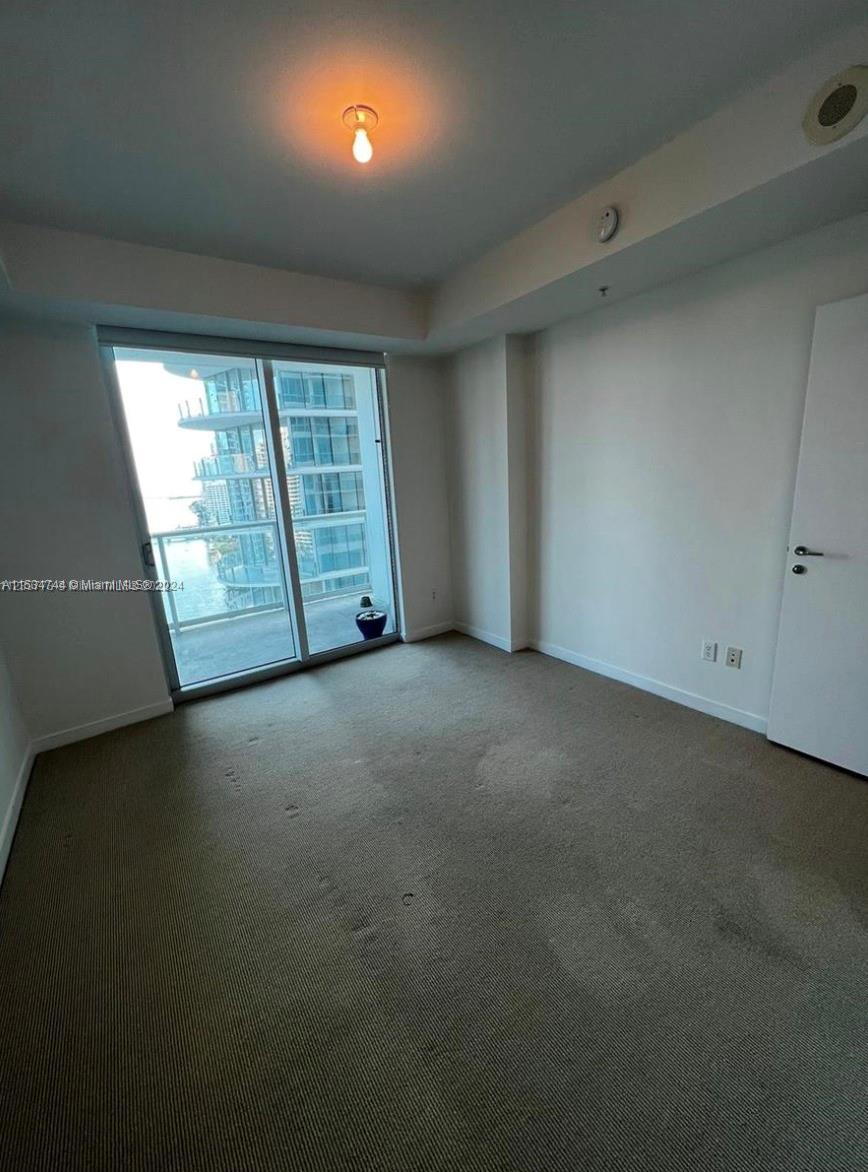 300 S Biscayne Blvd # 1606 Unit: T-1606