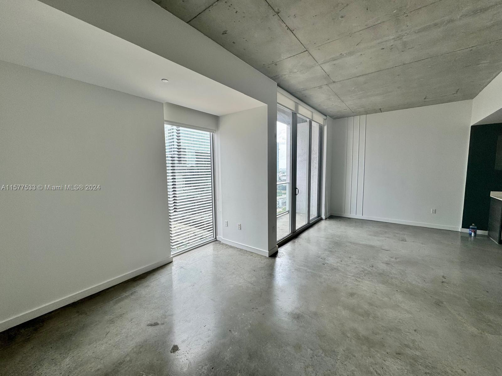 151 SE 1st St # 2007