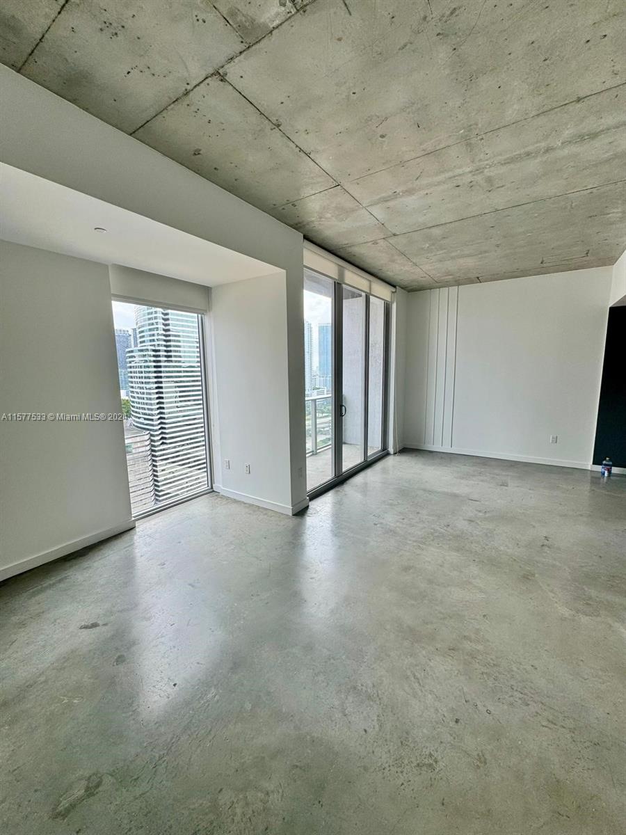 151 SE 1st St # 2007