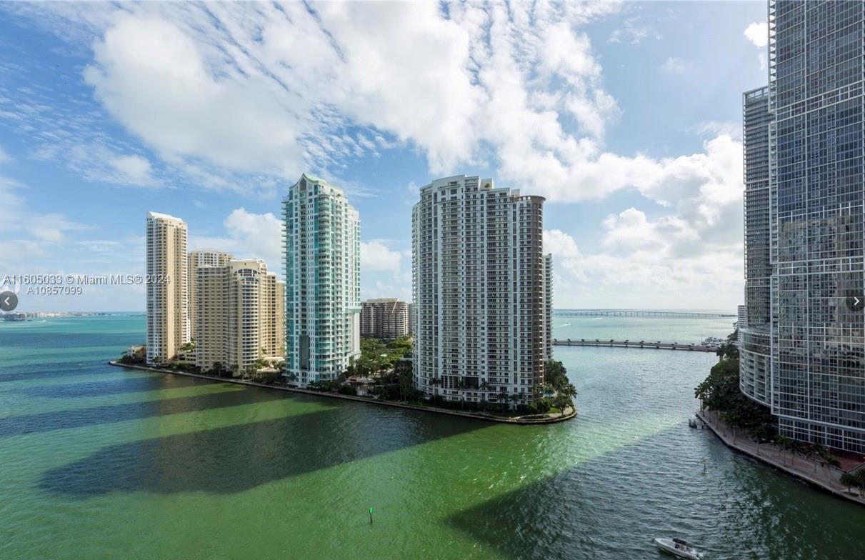 300 S Biscayne # 2302 Unit: T-2302