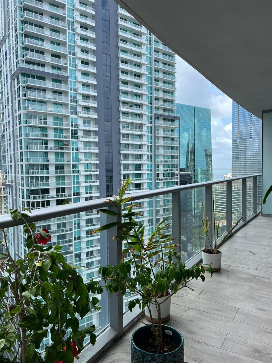 1100 S Miami Ave Unit: 2410
