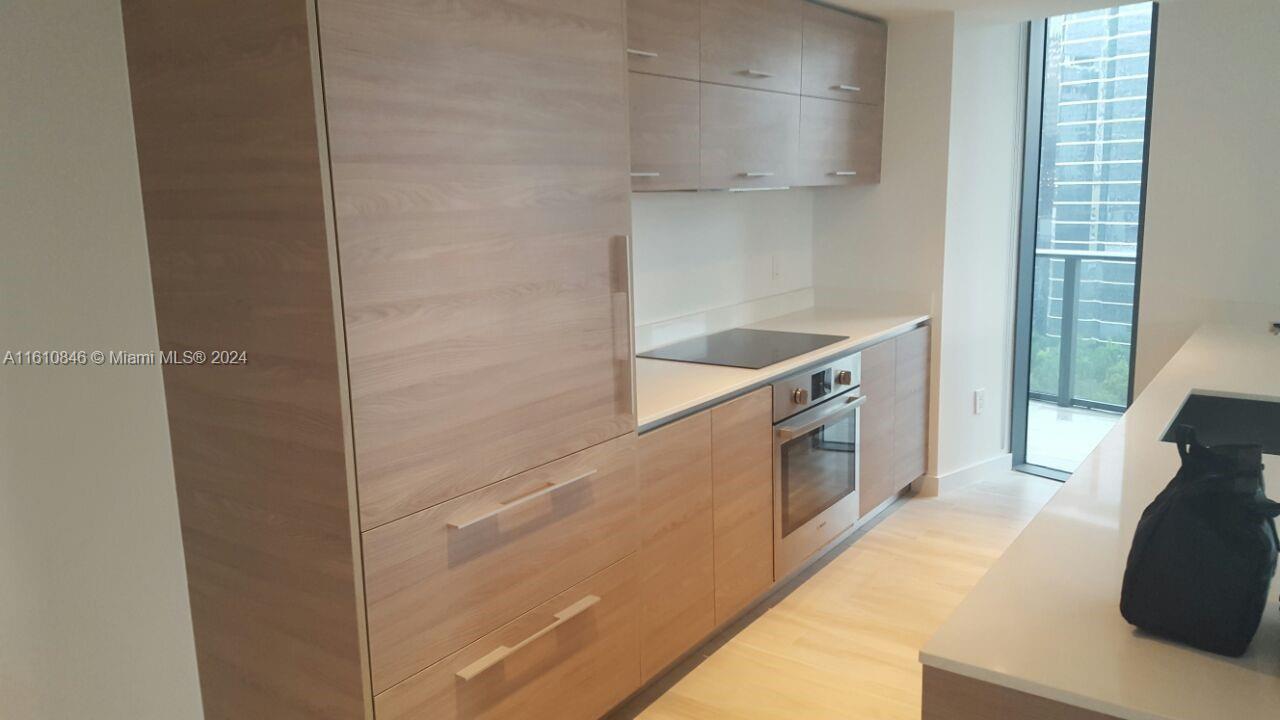 1300 S MIAMI AVE Unit: 1005