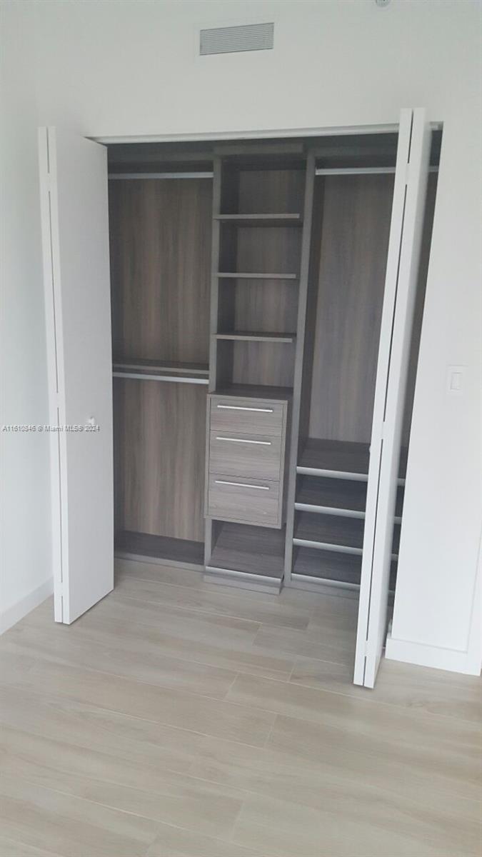 1300 S MIAMI AVE Unit: 1005