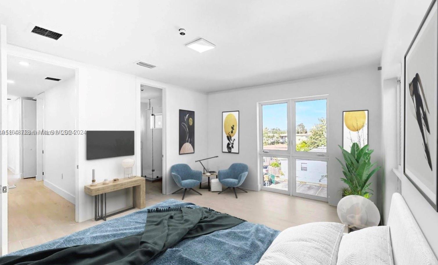 434 SW 10th St Unit: E