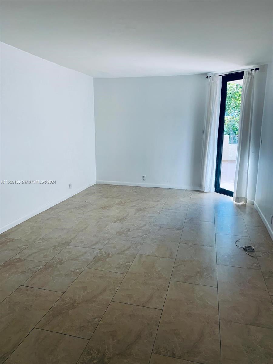 141 Crandon Blvd # 135