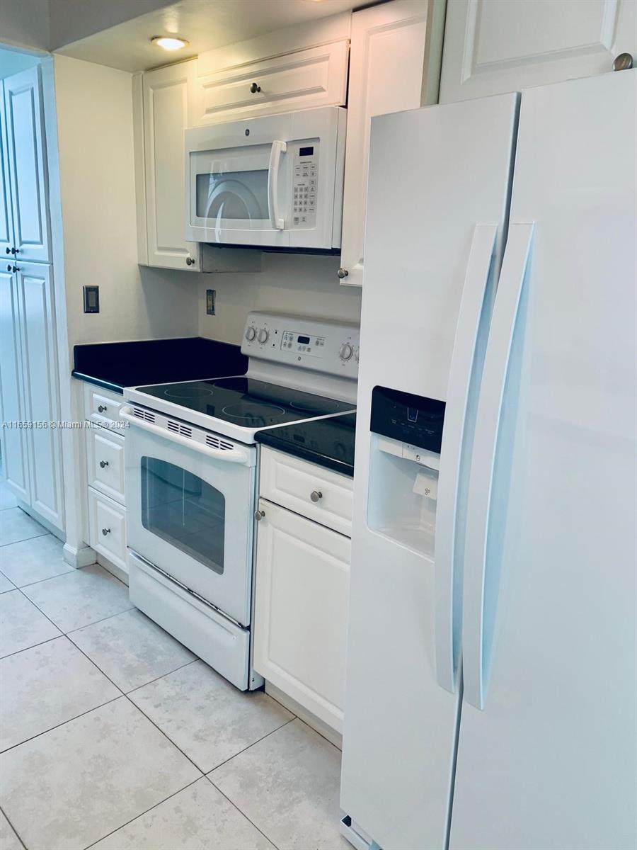 141 Crandon Blvd # 135