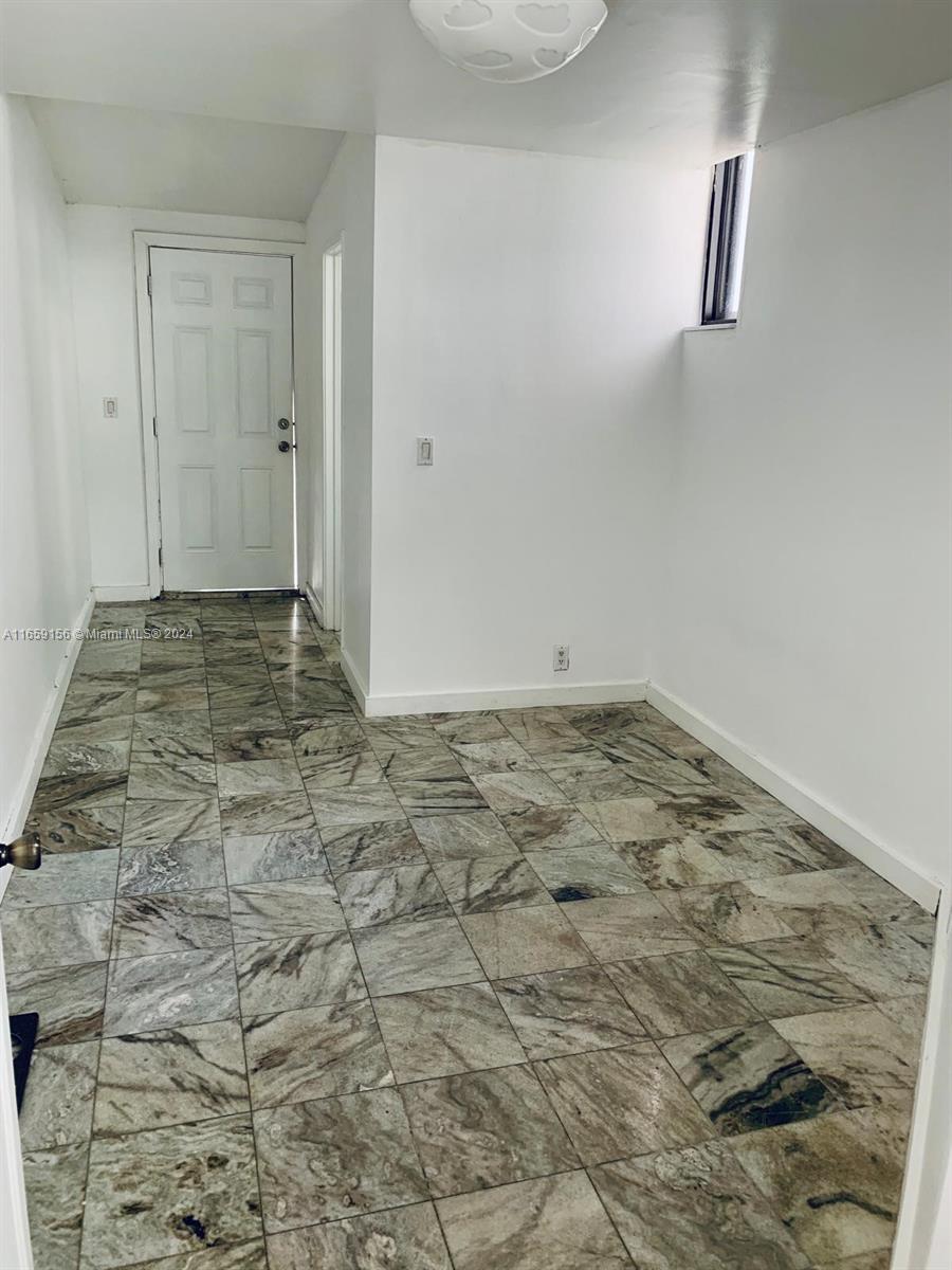141 Crandon Blvd # 135