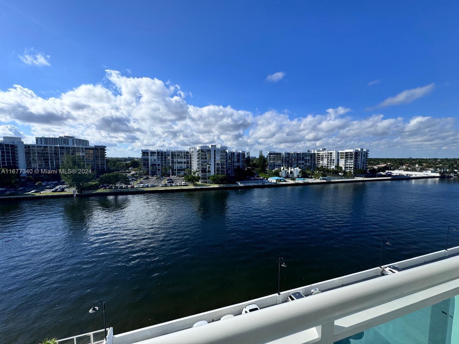 3000 S Ocean Dr # 608