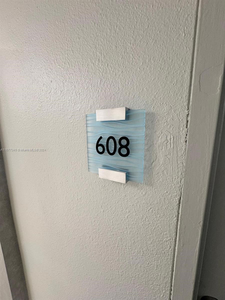 3000 S Ocean Dr # 608