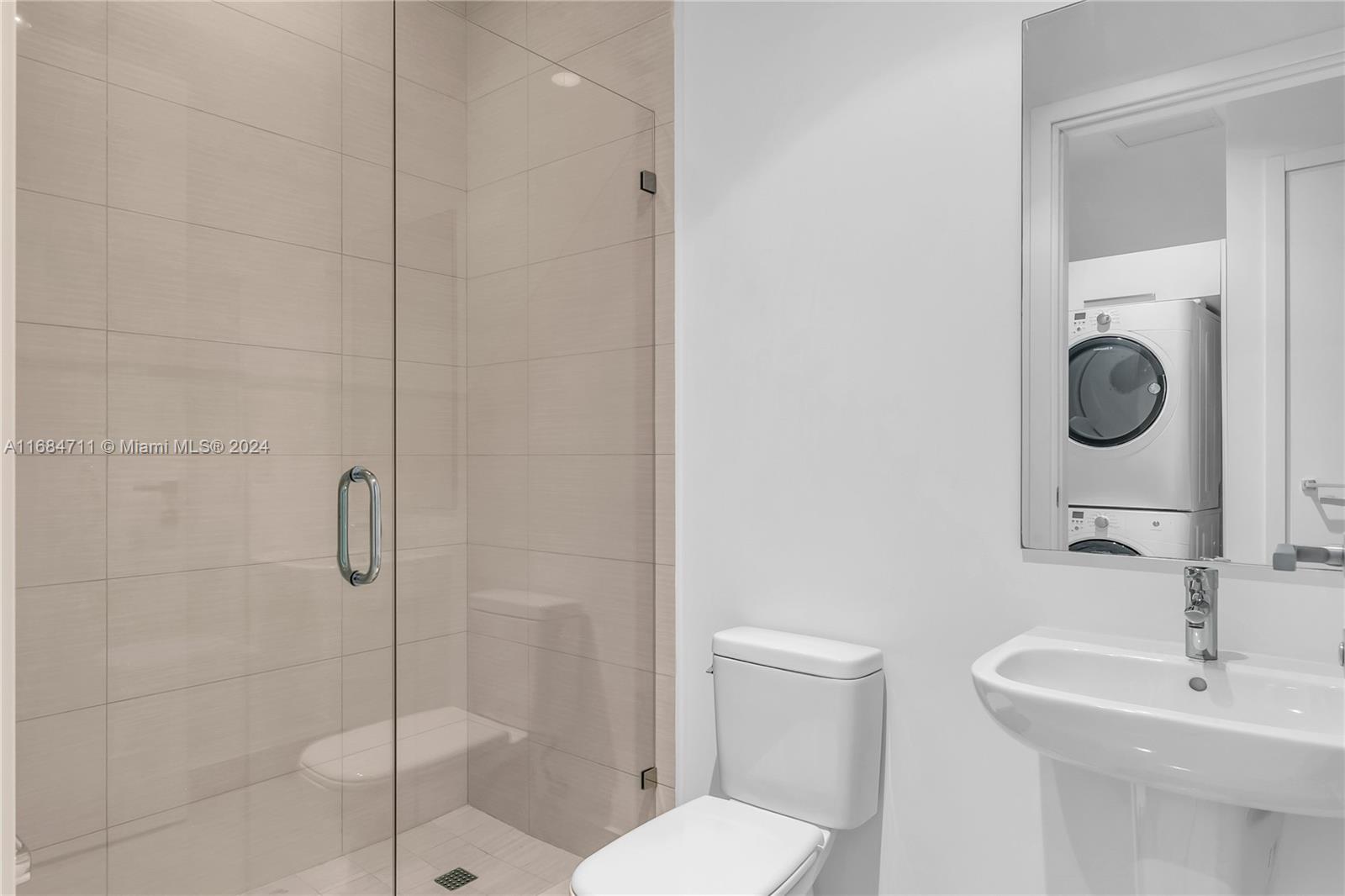 3300 NE 188th St Unit: LPH12
