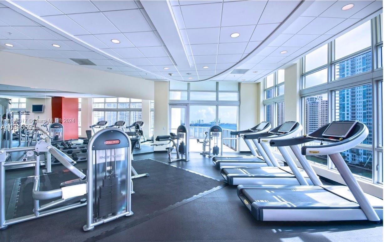 300 S Biscayne Blvd # 3701