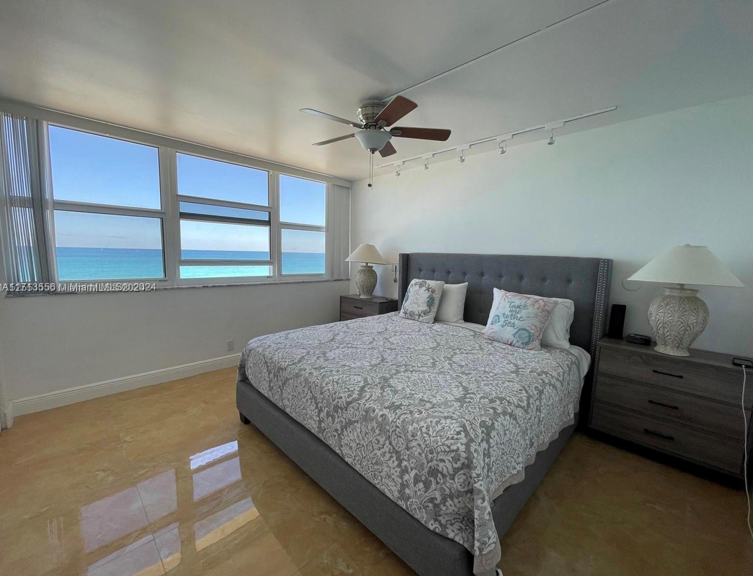 1890 S Ocean Dr # 702