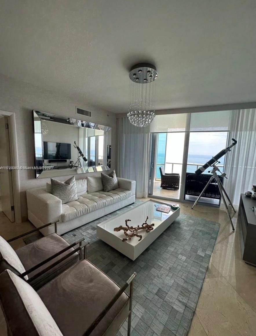 17121 Collins Ave # 3703