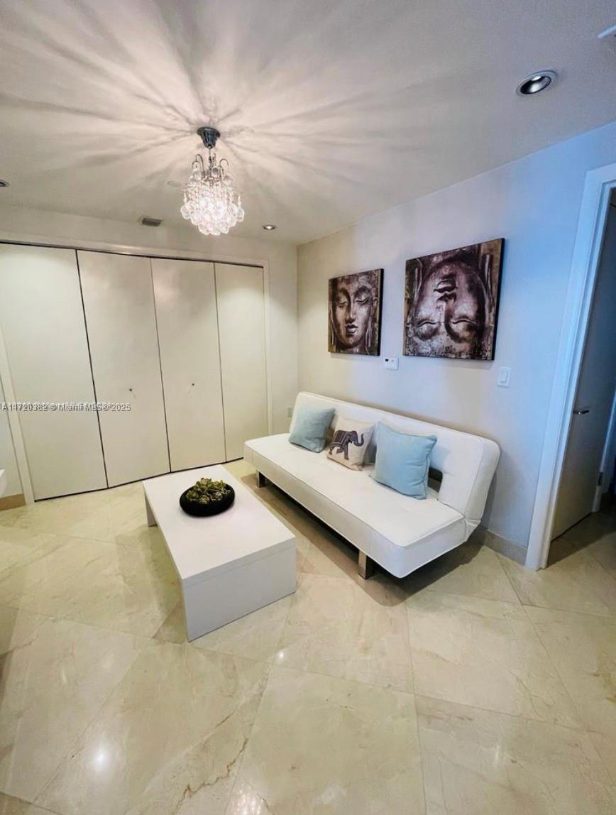 17121 Collins Ave # 3703