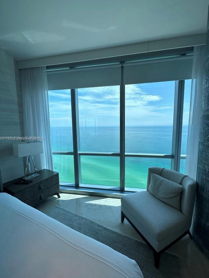 17121 Collins Ave # 3703