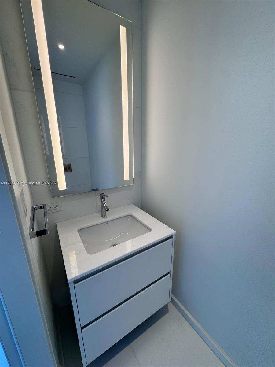 300 Biscayne Blvd Way # 4608