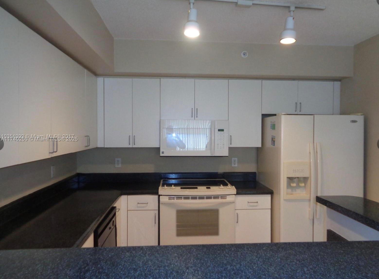 4816 N State Road 7 # 11108