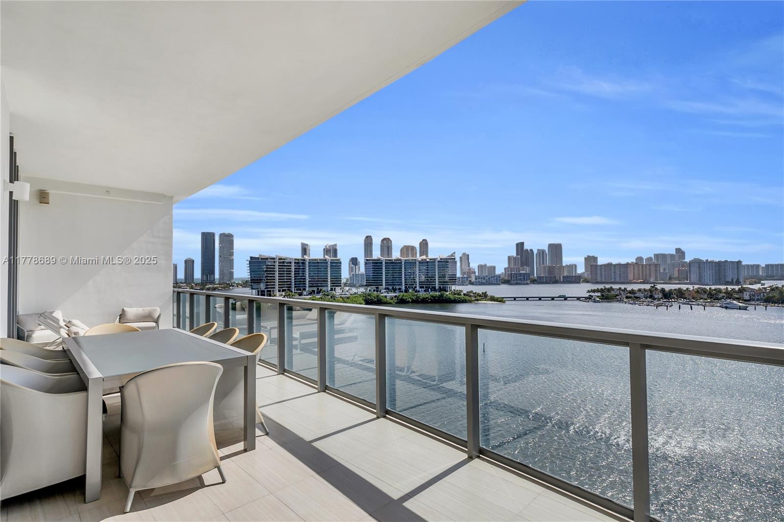 3300 NE 188th St Unit: LPH12