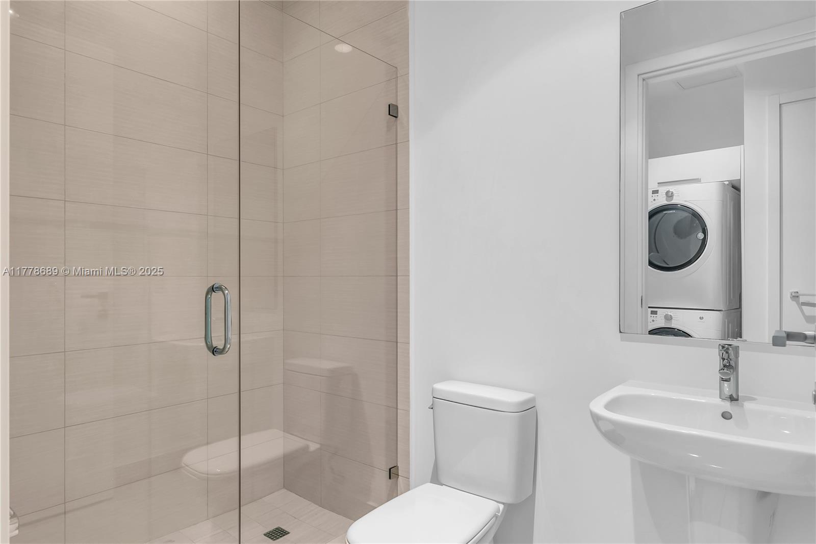 3300 NE 188th St Unit: LPH12