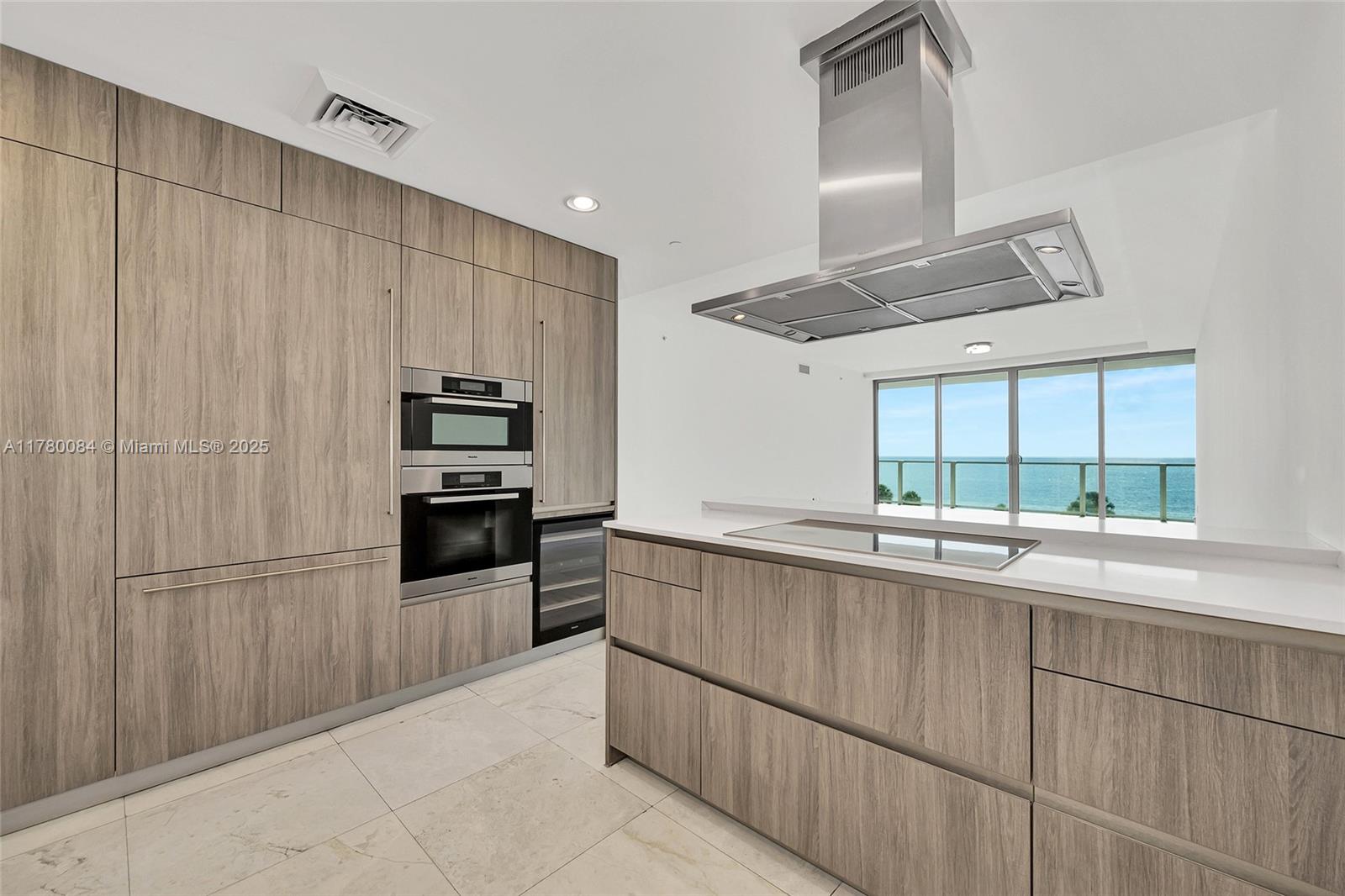 350 Ocean Dr # 506N