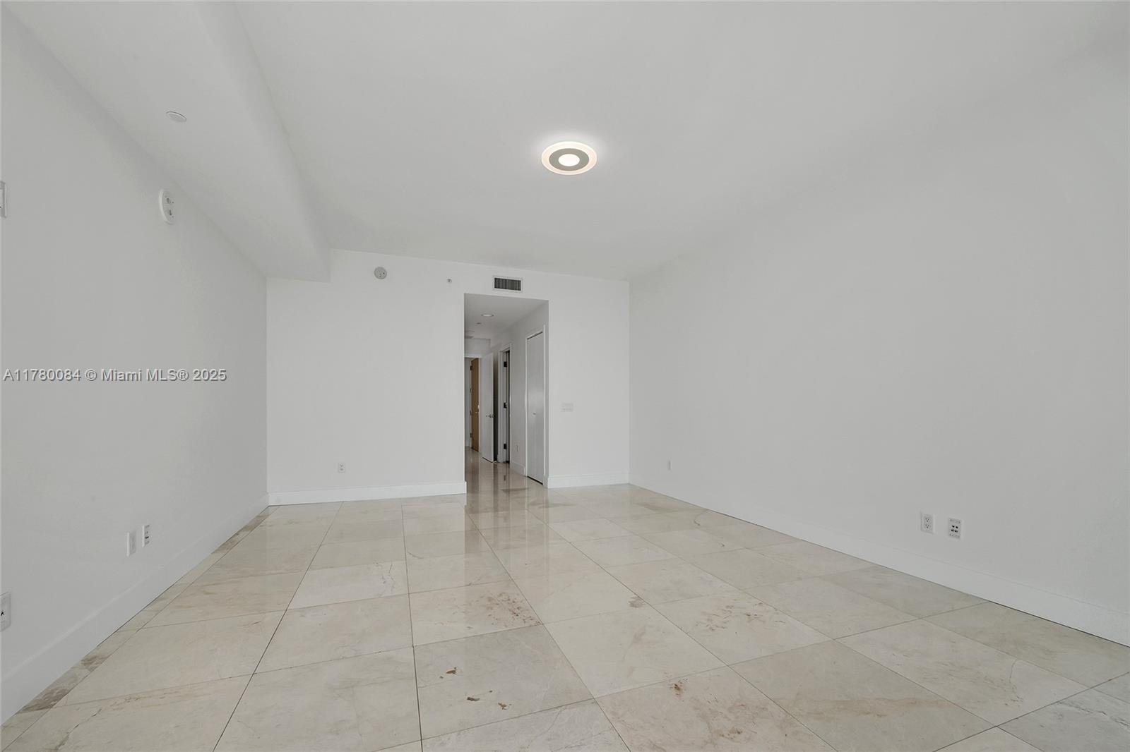 350 Ocean Dr # 506N
