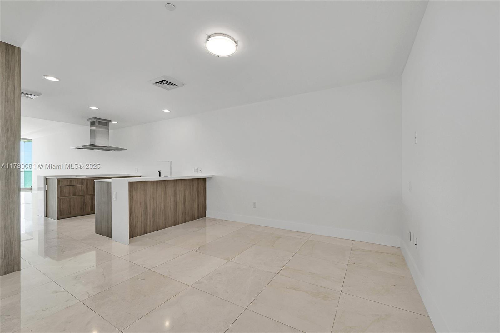 350 Ocean Dr # 506N