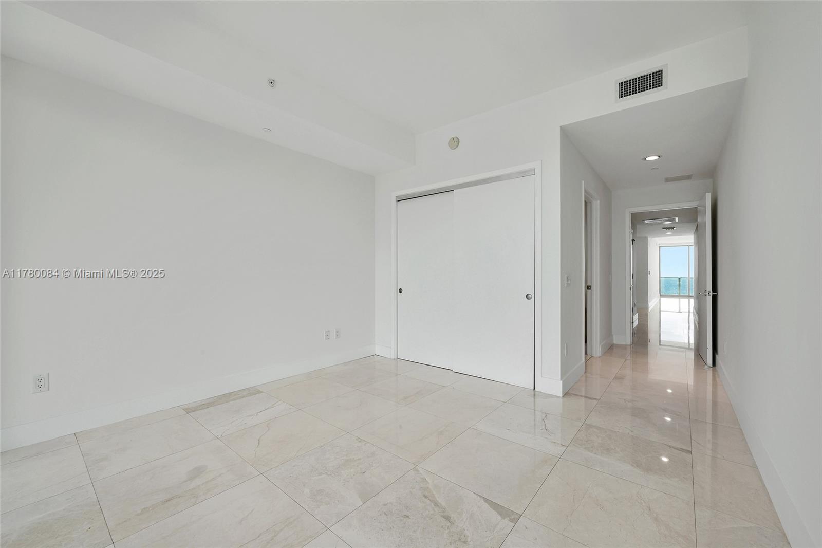 350 Ocean Dr # 506N