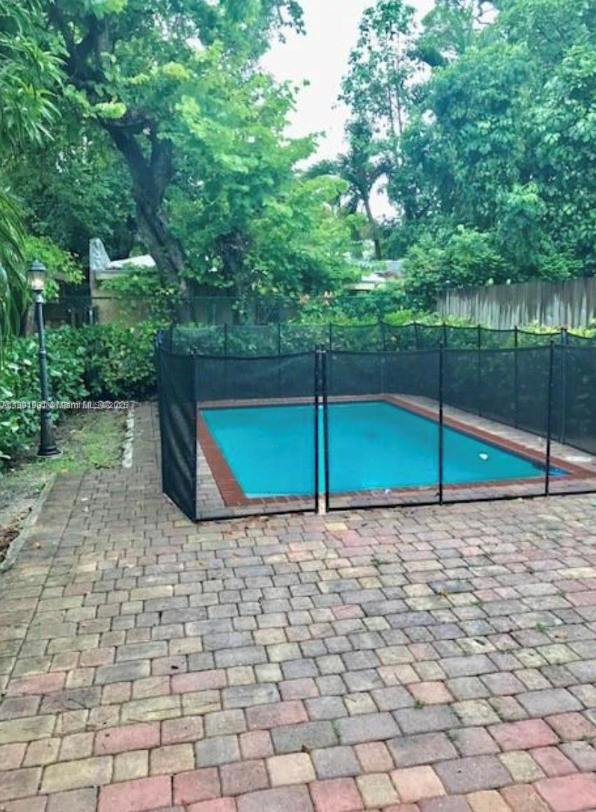 2286 SW 16 CT
