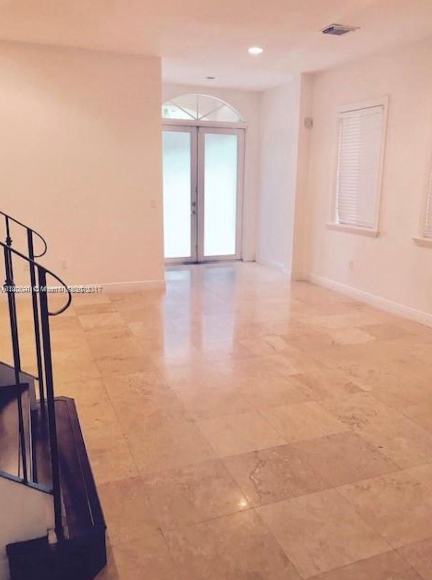 2286 SW 16 CT