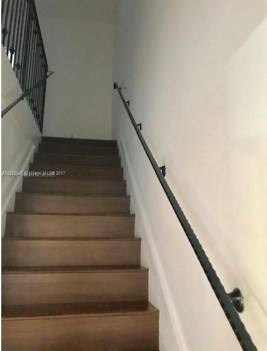 2286 SW 16 CT