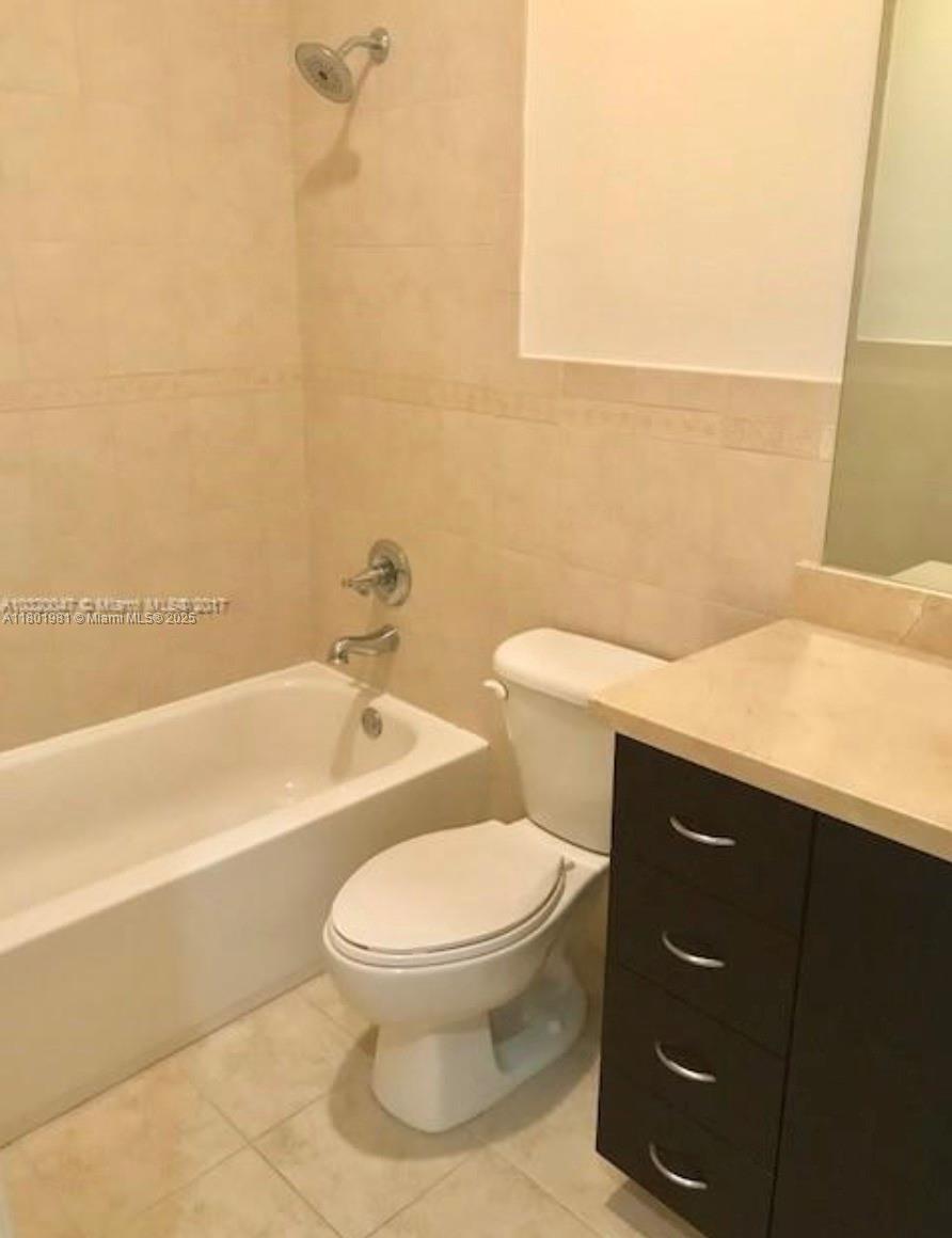 2286 SW 16 CT