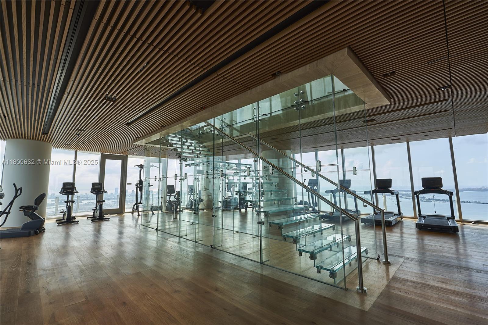 300 Biscayne Blvd Way # 4203