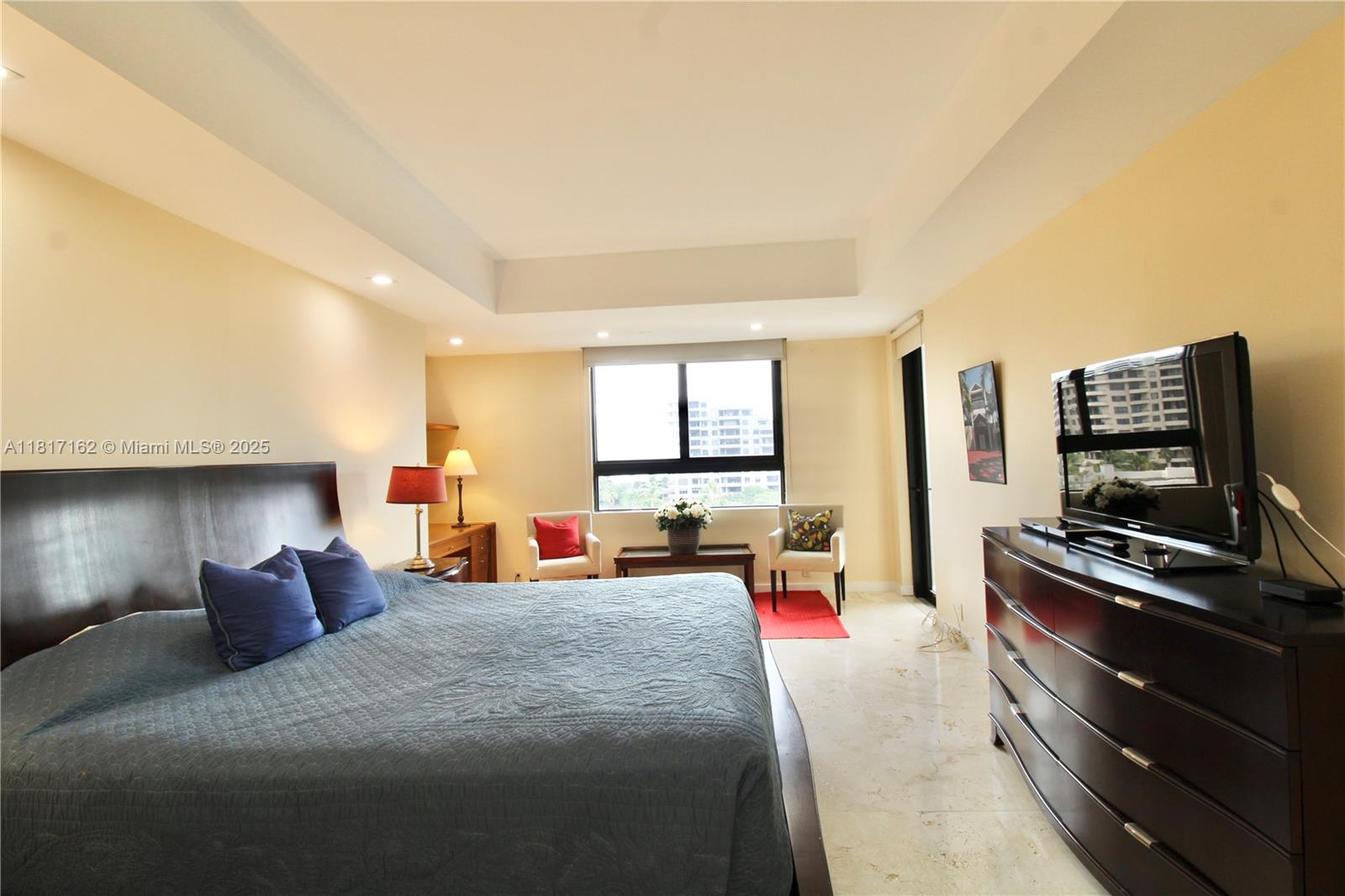 151 Crandon Blvd # 702