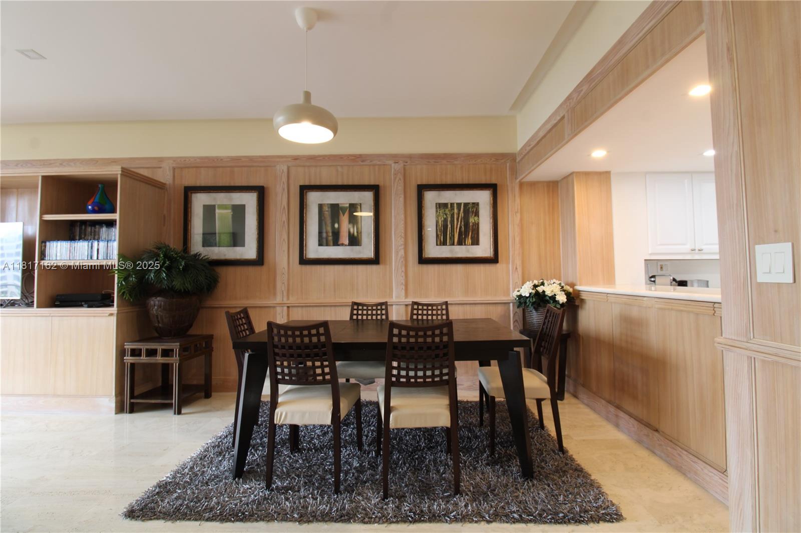 151 Crandon Blvd # 702