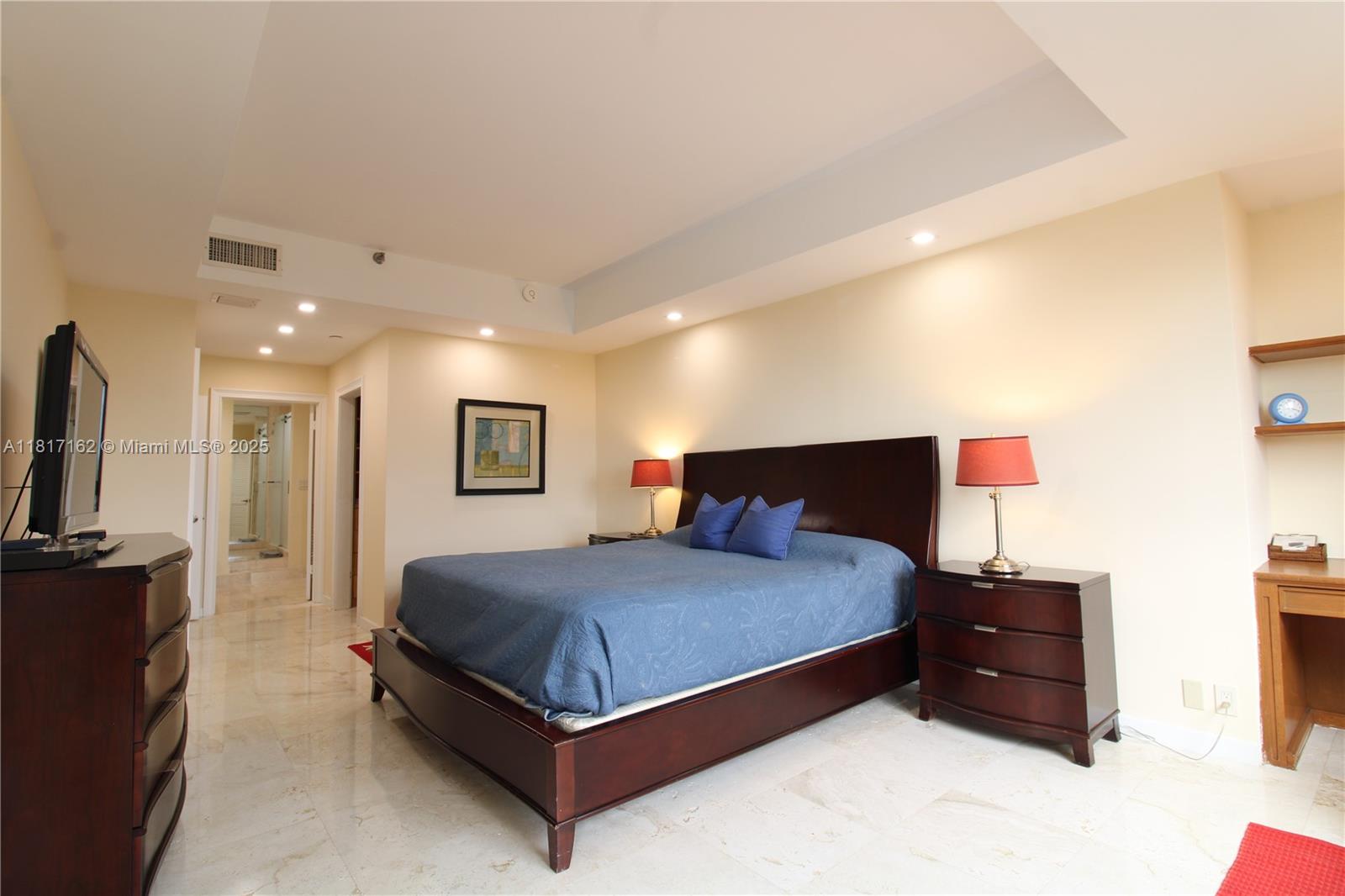 151 Crandon Blvd # 702