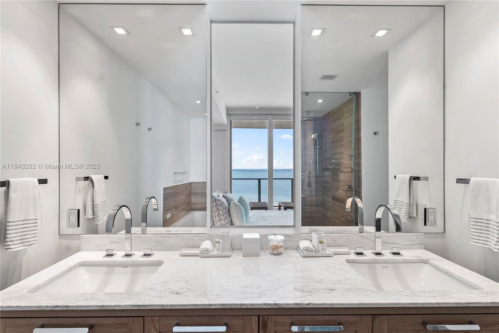 360 Ocean Dr # 704S