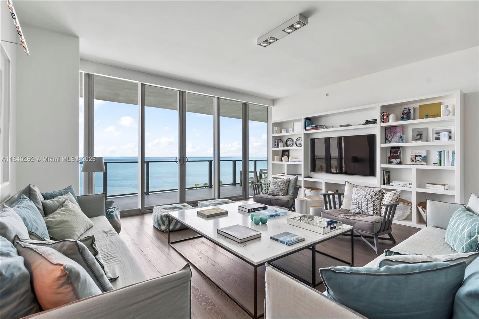 360 Ocean Dr # 704S