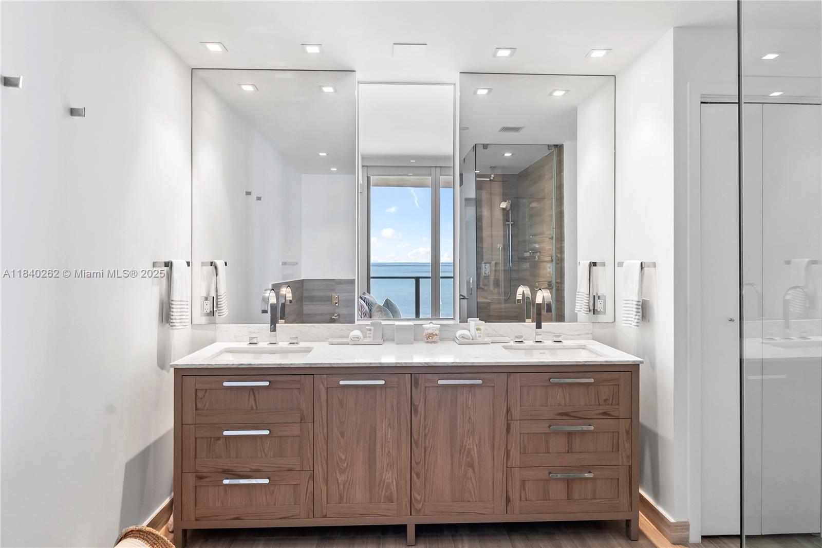 360 Ocean Dr # 704S