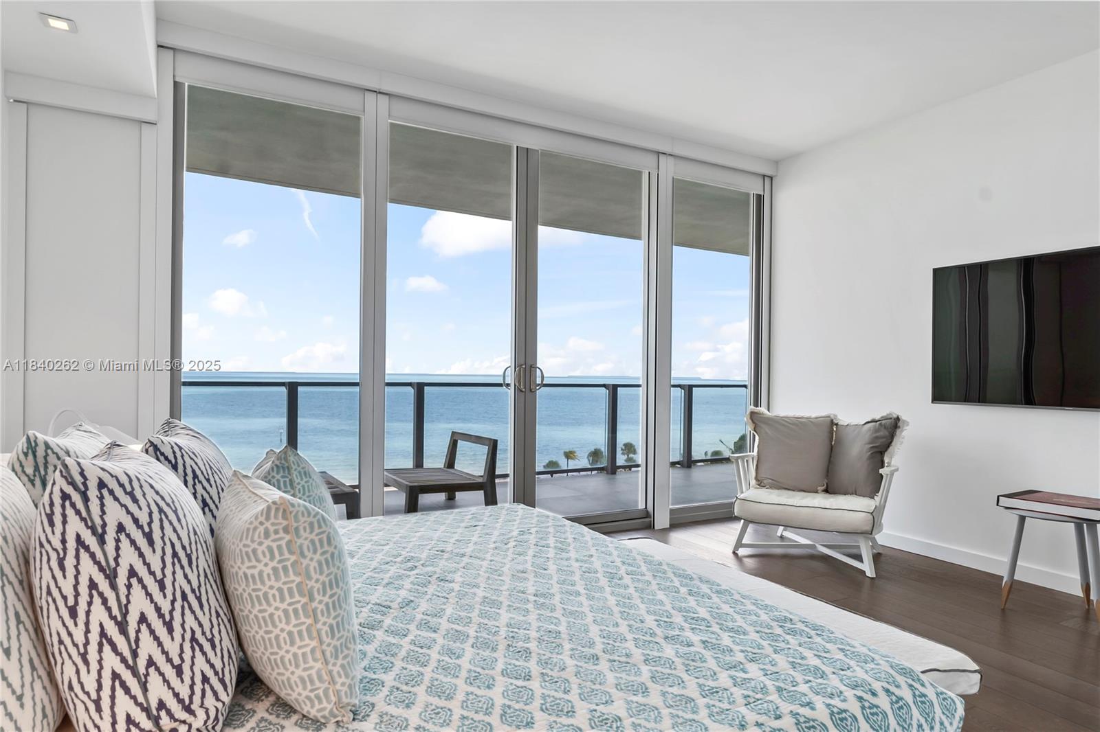 360 Ocean Dr # 704S