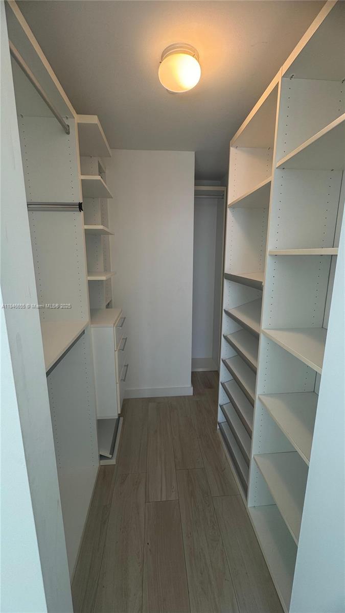 1300 S Miami Ave Unit: 1006