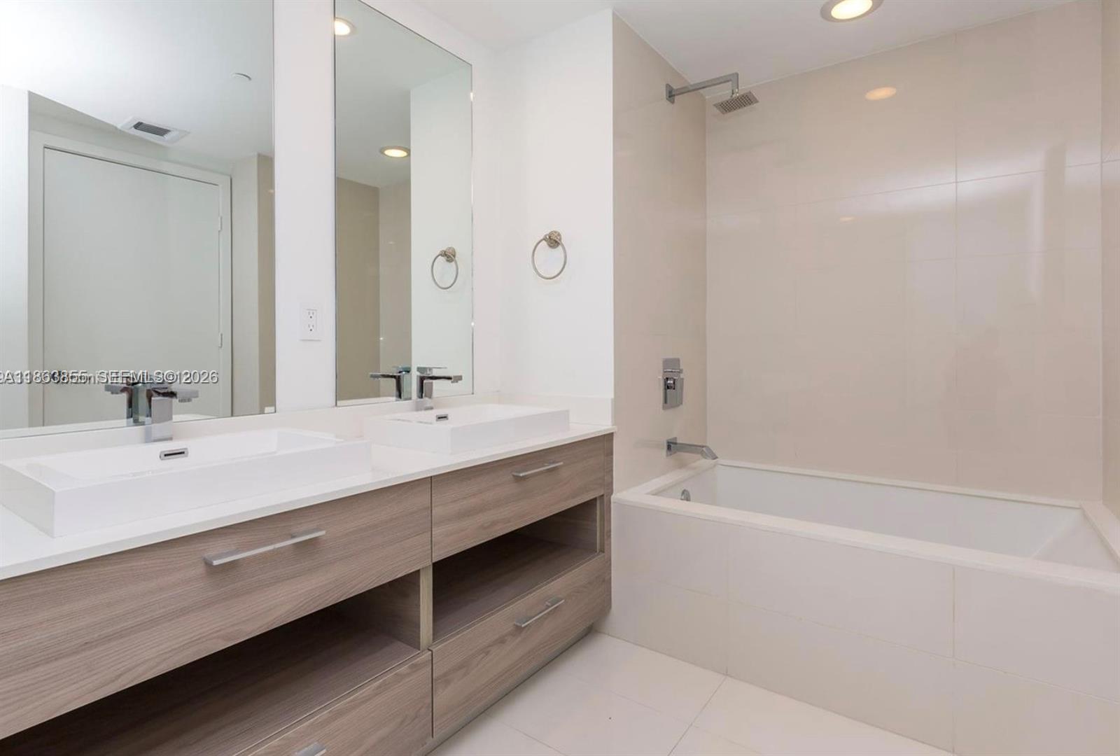 1300 S Miami Ave Unit: 1602