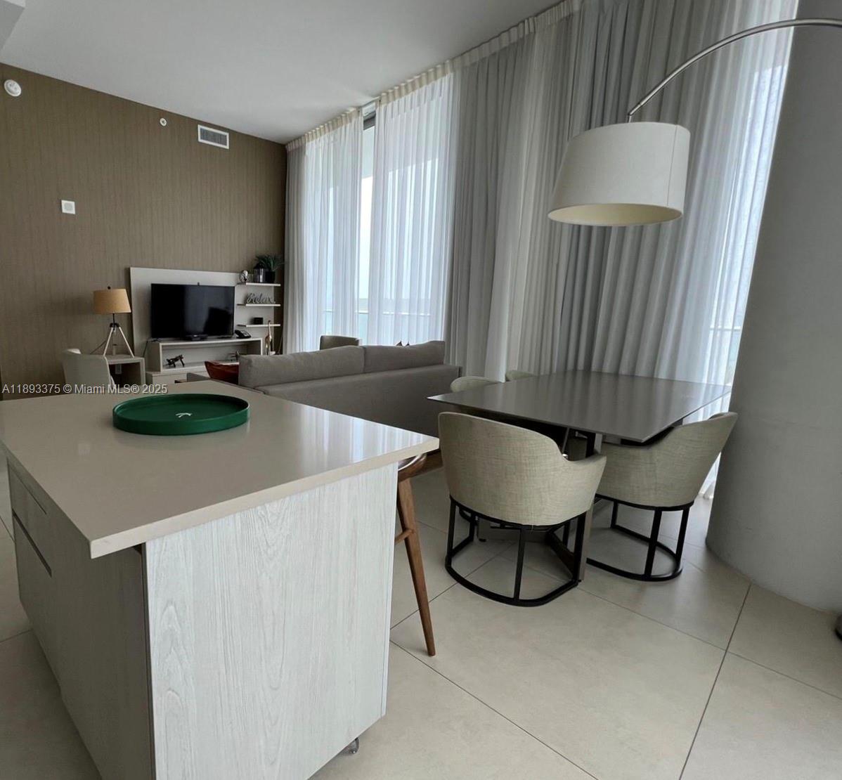 4111 S Ocean Dr # 405