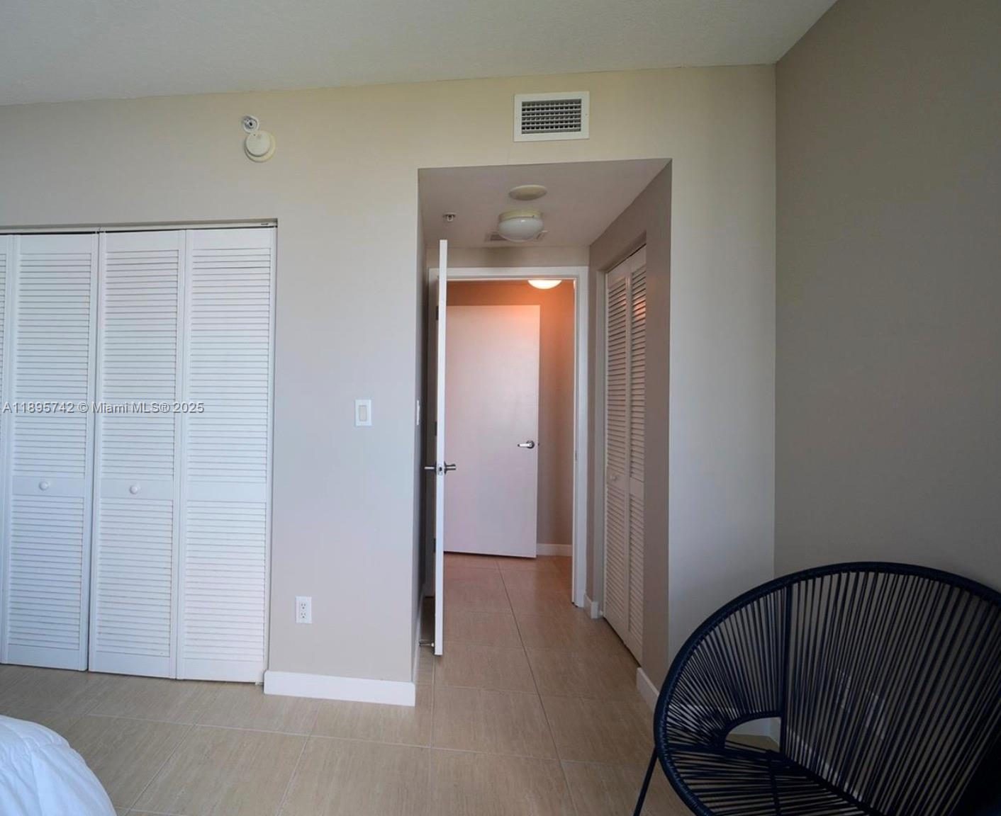 335 S Biscayne Blvd # 2707
