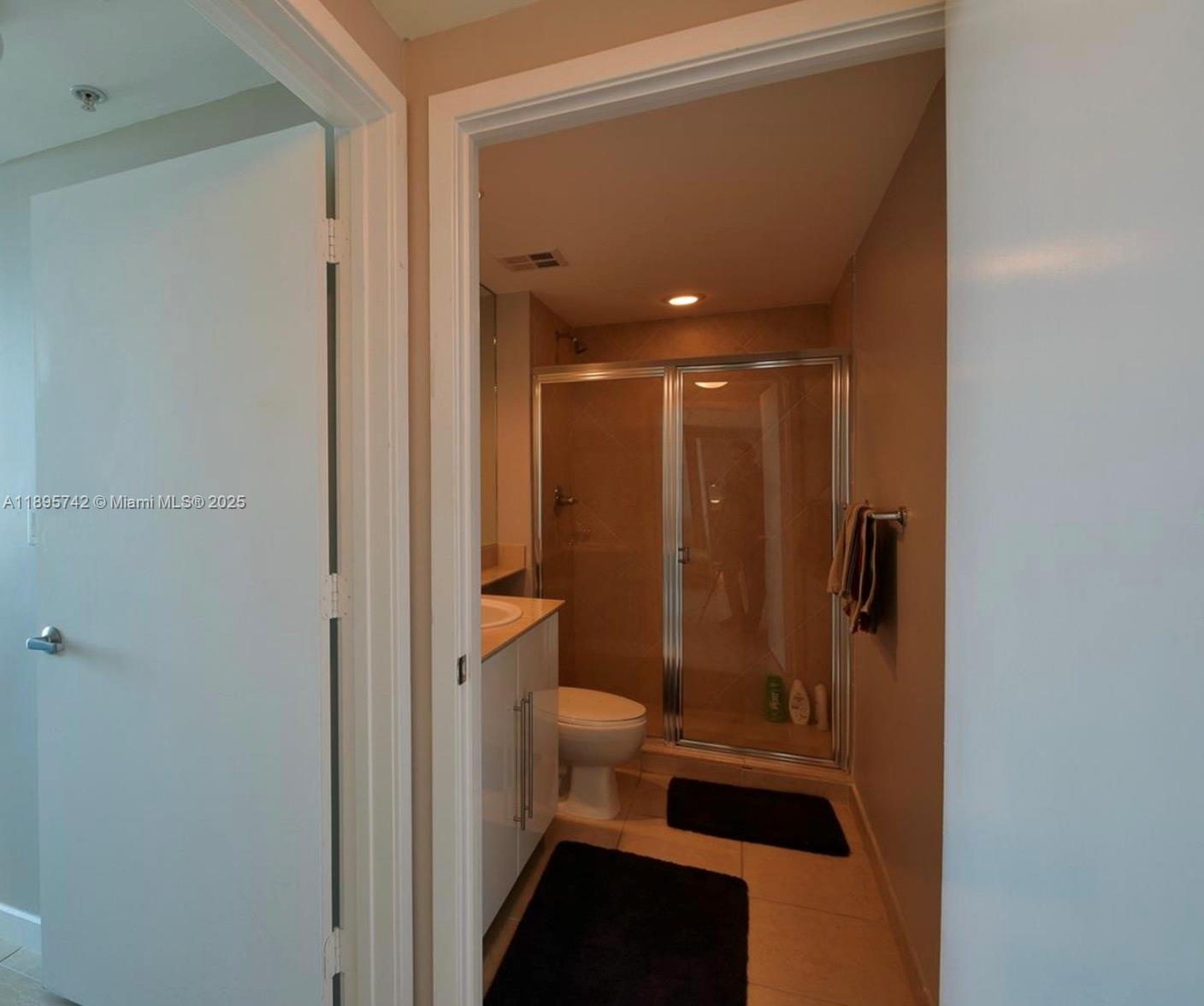 335 S Biscayne Blvd # 2707